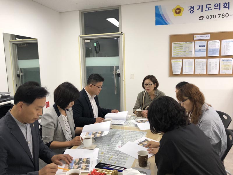 안기권의원 박덕동의원,광주상담소에서 교육환경개선사업 논의