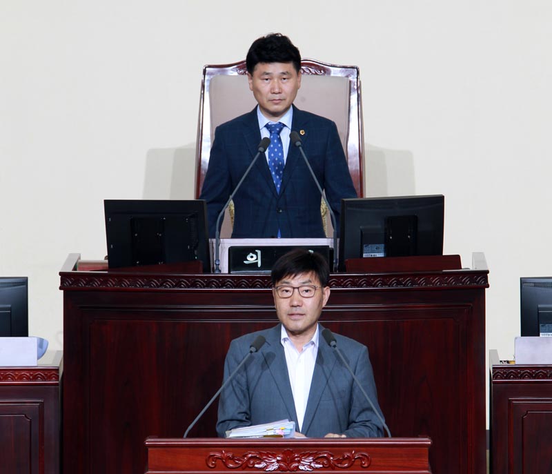 김종찬의원,지역현안과 남북교육협력계획등 도정질문