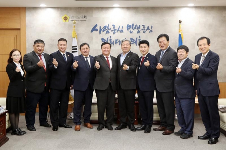 송한준의장,몽골 다르항올도의회 대표단 접견 논의