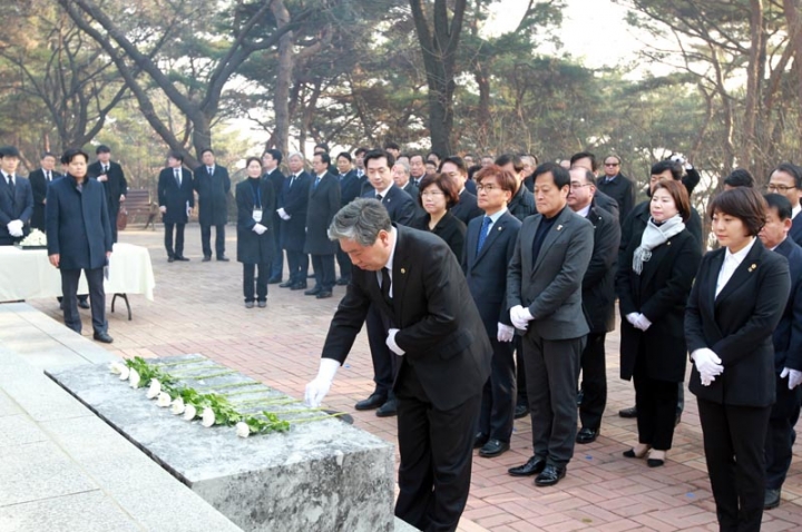 송한준의장,제100주년 3.1절 기념행사 참석관련