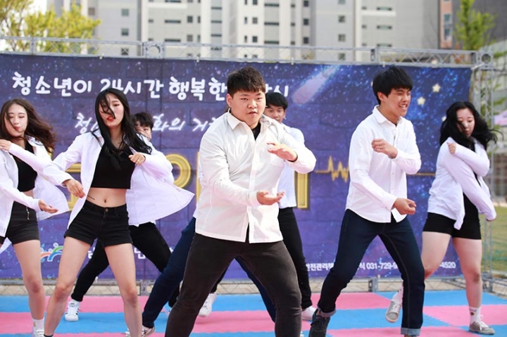 수정수련관, 청소년 거리공연“친친콘서트”개최