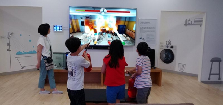 성남시청 종합홍보관에 지진·화재진압 시뮬레이터 설치