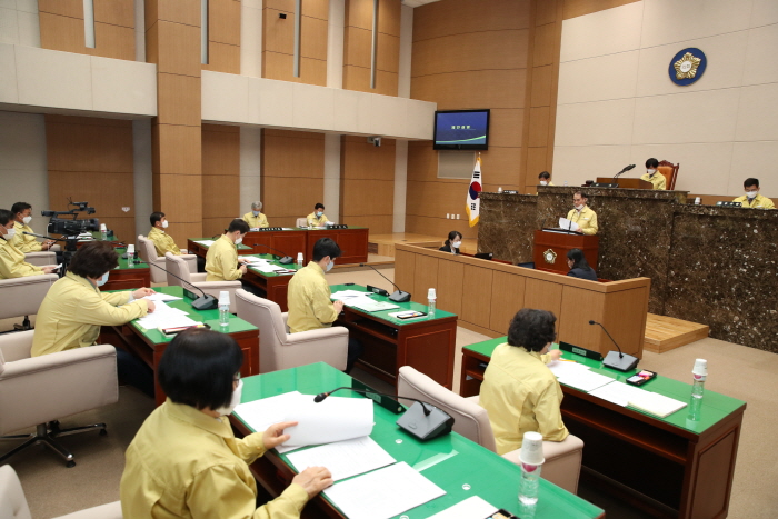 이천시의회 재난기본소득 지급을 위한 긴급 임시회 개회