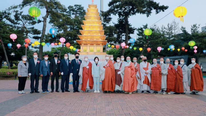 안성불교 사암연합회, 부처님 오신 날 연등축제 봉축점등식 및 법요식
