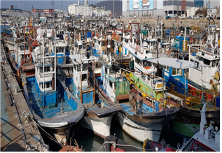 인천시, 다가오는 겨울철 안전한 어업활동 위해 어선 점검