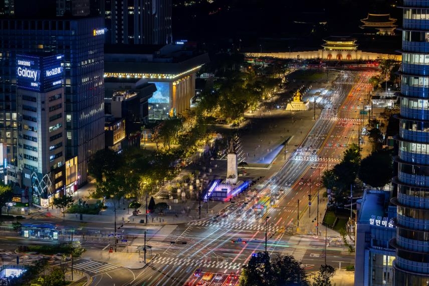 서울시, `광화문광장 조성사업`으로 `2022 국제도시조명연맹 국제도시조