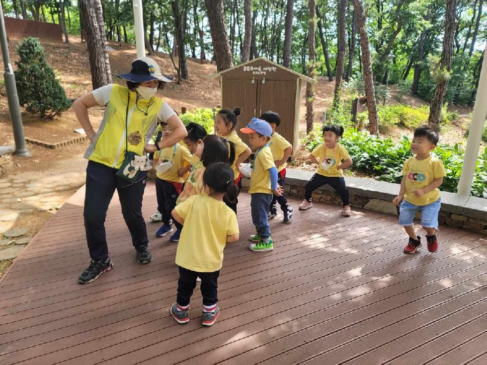 자연과 교감한다…파주시,‘유아숲체험원’프로그램 시작