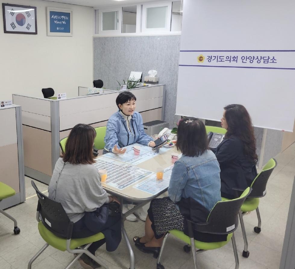 경기도의회 이채명 의원, 사서들의 처우개선 관련 논의