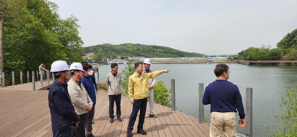 김영수 의왕시 부시장, 도시공원 민원현장 및 중대재해 예방을 위한 현장 