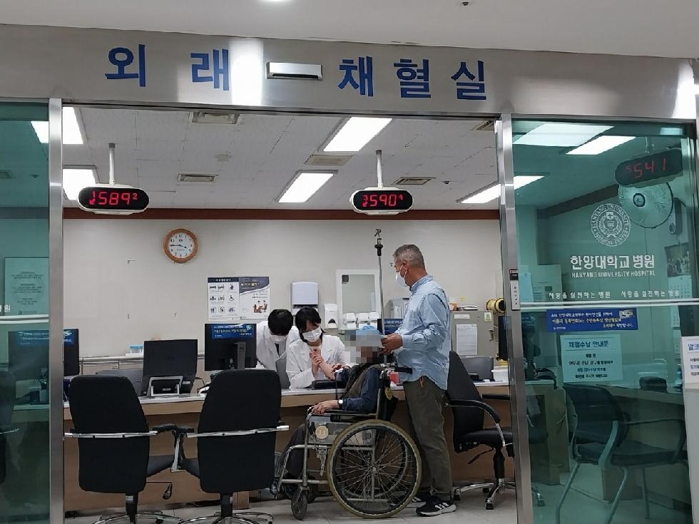 동두천시 생연1동, 로컬드림봉사회 찾아가는 병원 동행 서비스 진행