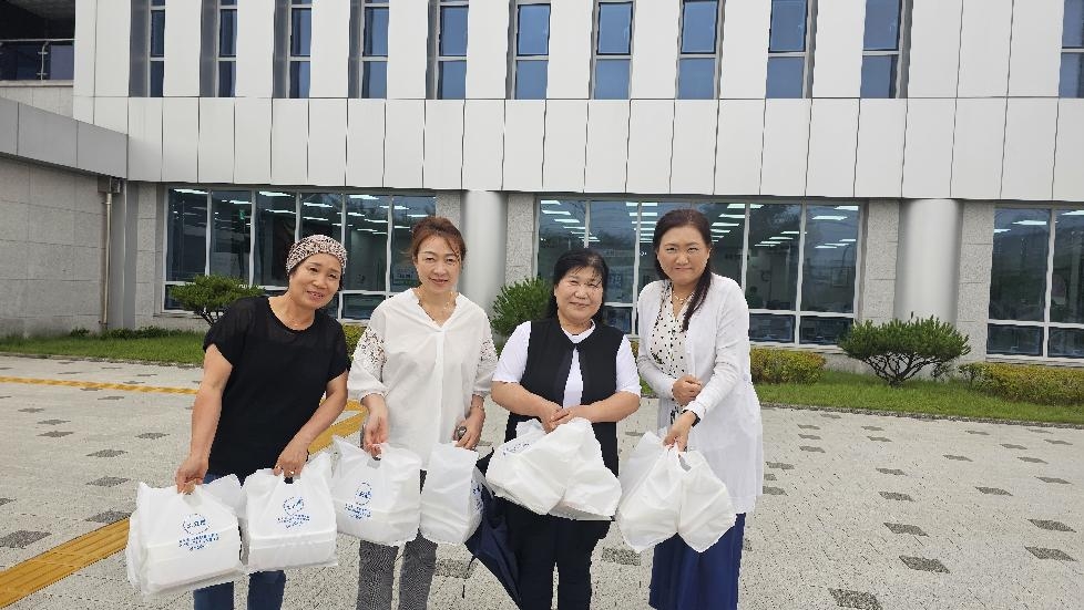 동두천문화원 여성회, 소요동과 협력해 물품 배달 봉사 실천