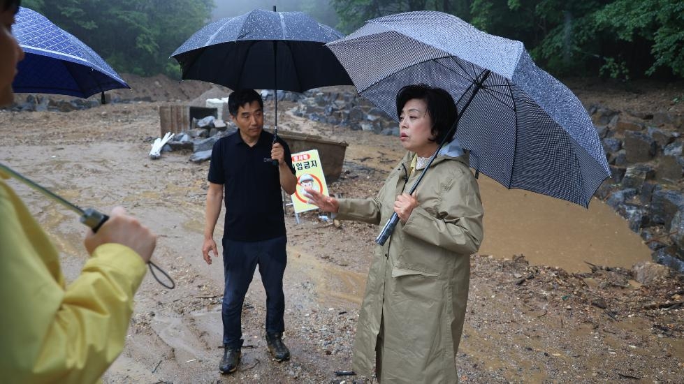 신계용 과천시장, 지난해 폭우 피해 입은 지역 점검 나서
