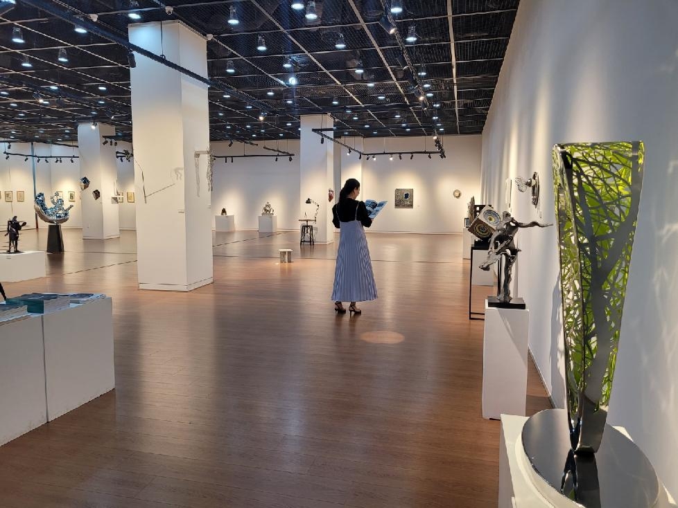 김포조각가협회, 아름다운 현대조각의 향연 선보여