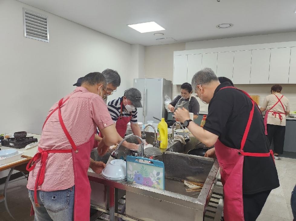 평택시 안중읍 주민참여예산사업, ‘마을 누구나 요리 교실’ 성료