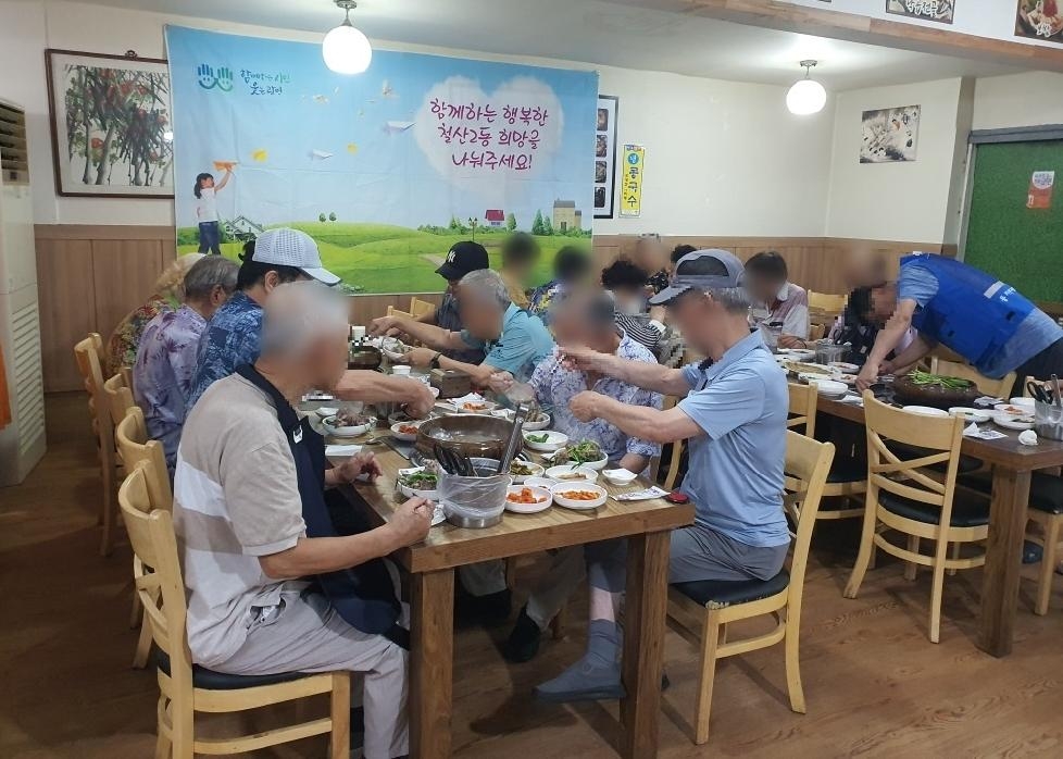 광명시 철산2동 지역사회보장협의체, 건강밥상 나눔 사업 진행