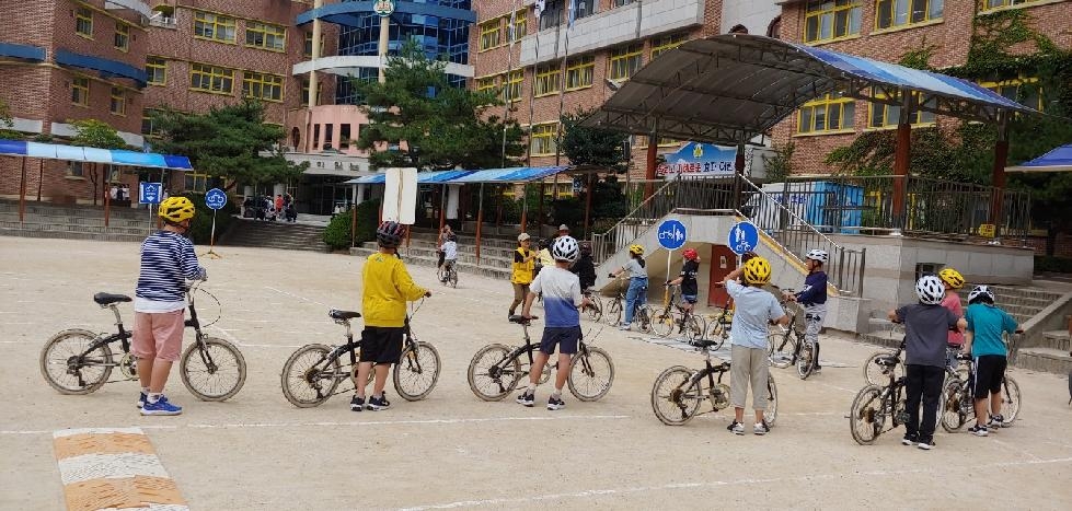 용인시, 초등학교 25곳서 찾아가는 자전거 안전교육