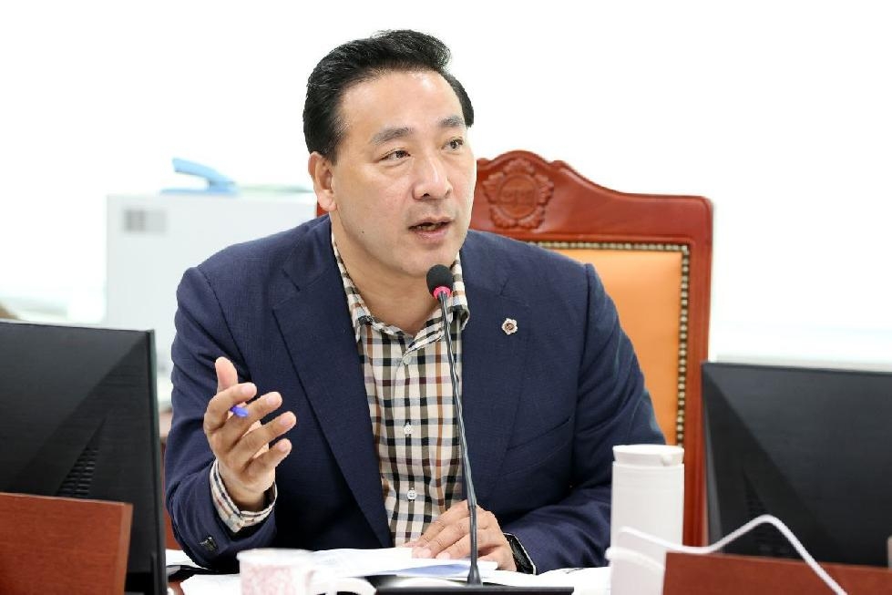 경기도의회 김용성 의원, 악취발생과 먹는물 공동시설 실태 관리 조사 철저