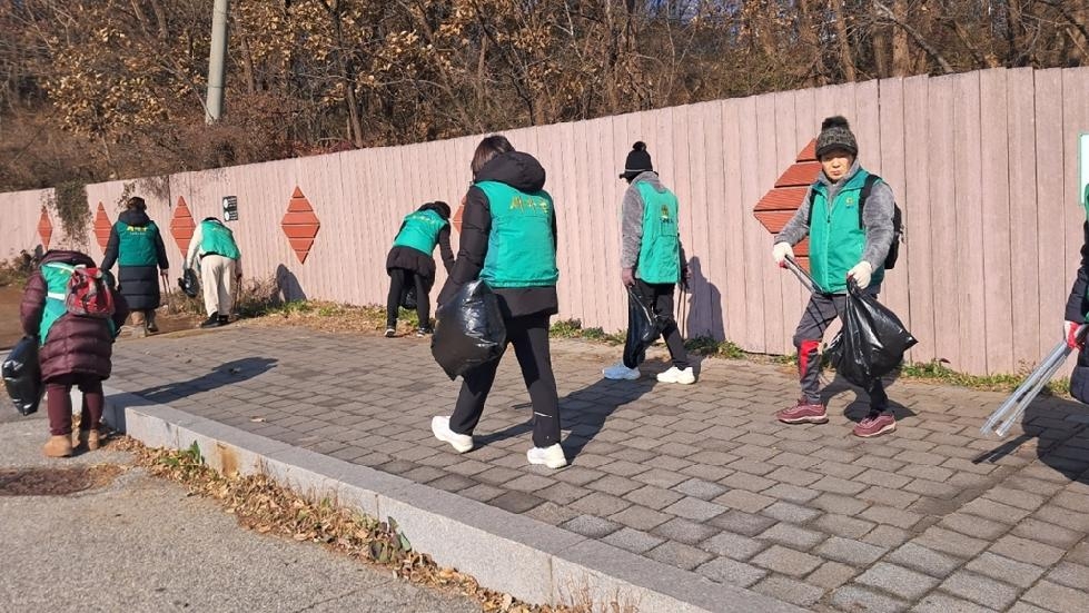 의정부시 호원2동 새마을부녀회, 추운 날씨 속 환경정화 활동 펼쳐