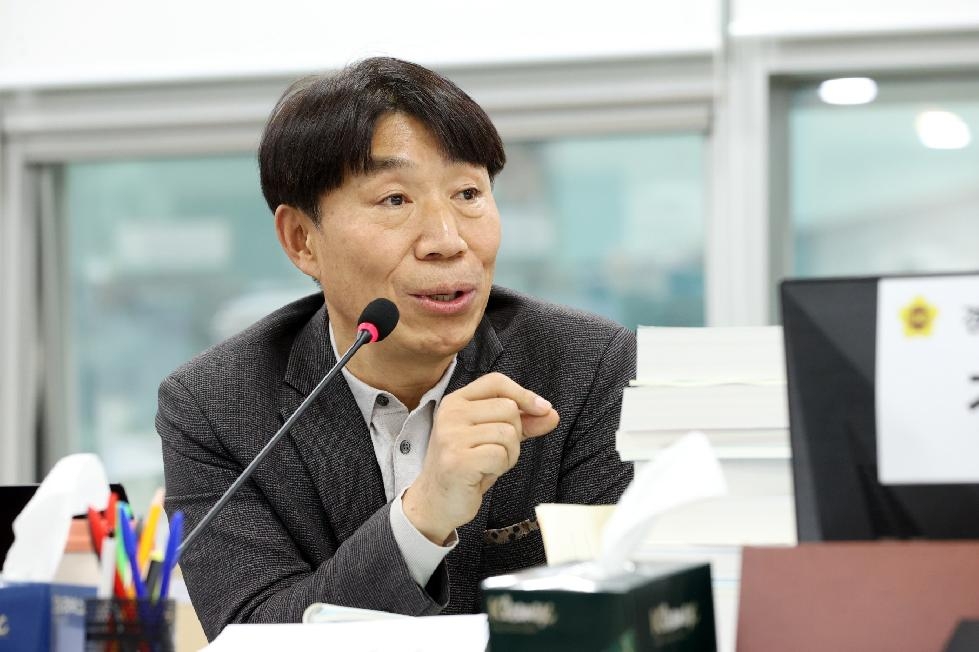 경기도의회 이홍근 의원, 교육청 예산심사서 정치목적의 예산편성 강도 높게 비판