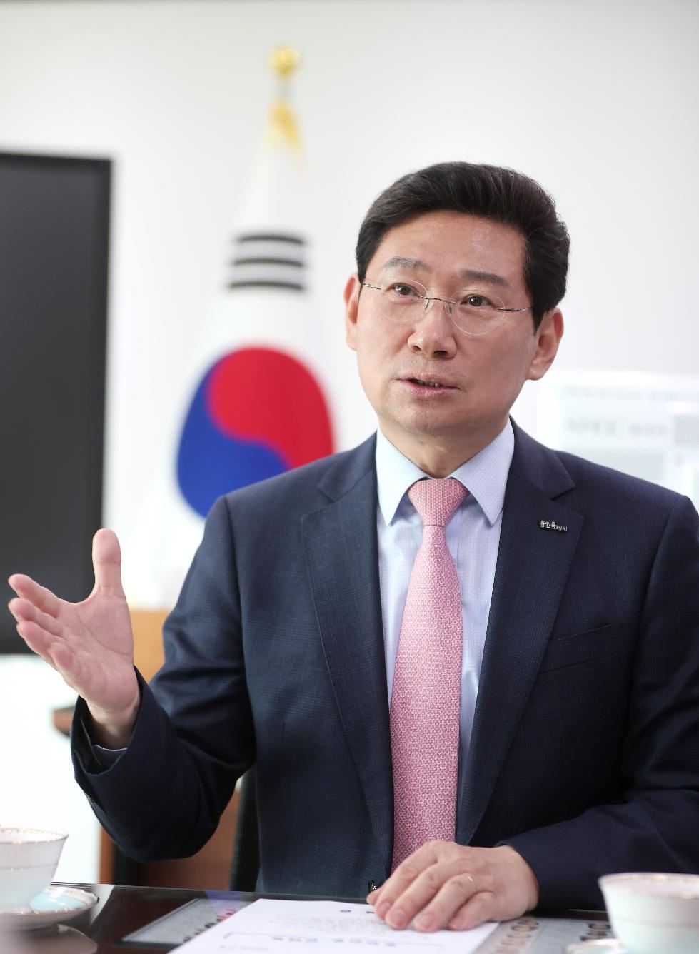 이상일 용인시장, 박상우 국토교통부 장관에 용인 발전을 위한 정부 지원 요청