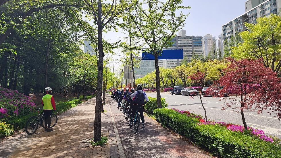 안양시  ‘자전거 타고 만나는 봄’…무료 자전거 상설교육 개강 및 전용도로 정비