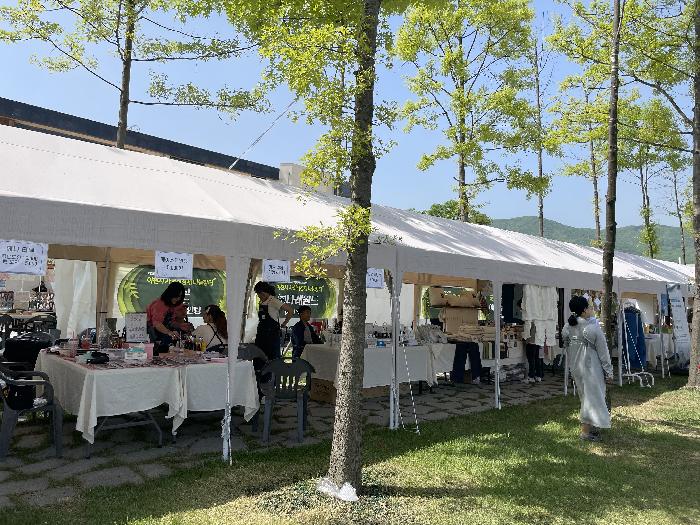 이천도자기축제와 함께하는 이천시 사회적경제 나눔장터 성황리에 종료