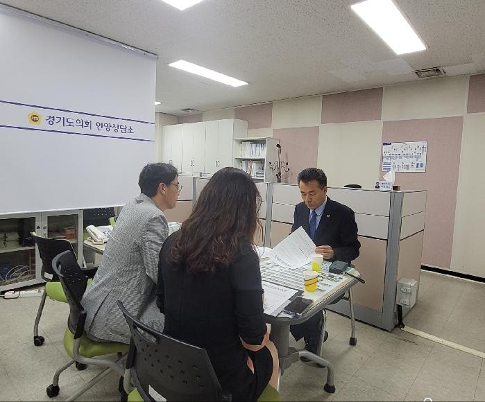 경기도의회 김성수 의원, 안양해솔학교 주차공간 조성사업 관련 논의
