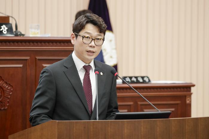 구리시의회 김용현·정은철 의원 공동발의   「구리시 지역상품 우선구매에 관한 조례」 가결