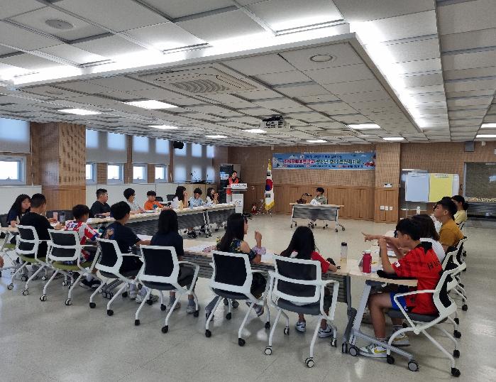 이천시 중리동주민자치회, 이천단월초등학교 청소년 모의 주민자치회 실시