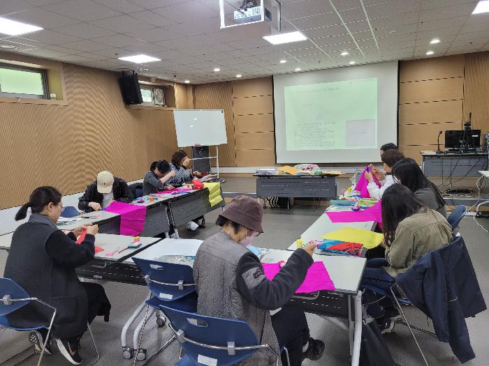 용인시, 경기도의 우수도서관 12곳 중 6곳이 ‘용인시 도서관’