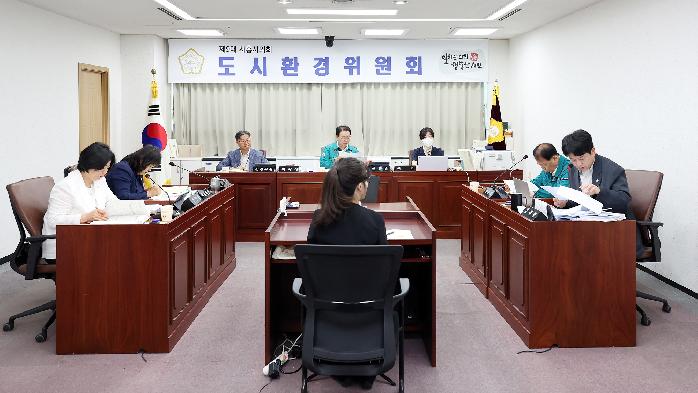 시흥시의회 도시환경위원회,  행정사무감사 통해 지역 현안 집중 점검