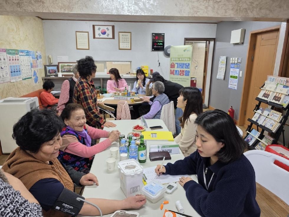 NE_2025_LCYNBT01419.jpg