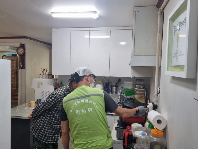 NE_2025_ZUYCQM05651.jpeg