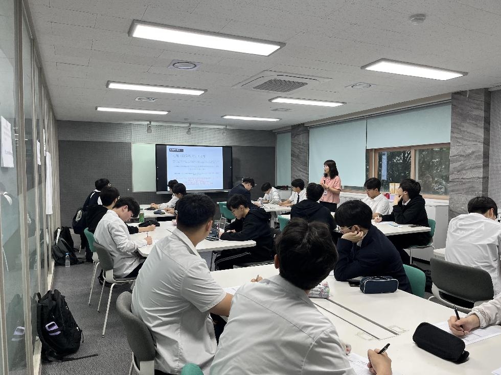 NE_2025_DFESSP94955.jpg