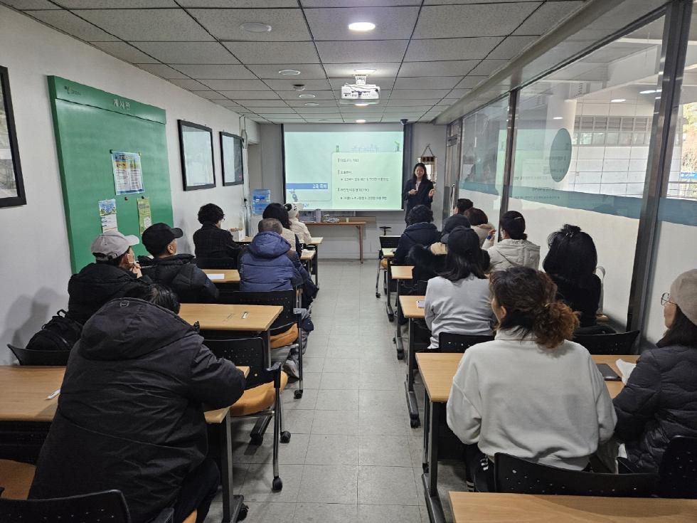 NE_2025_IQWCOV29704.jpg