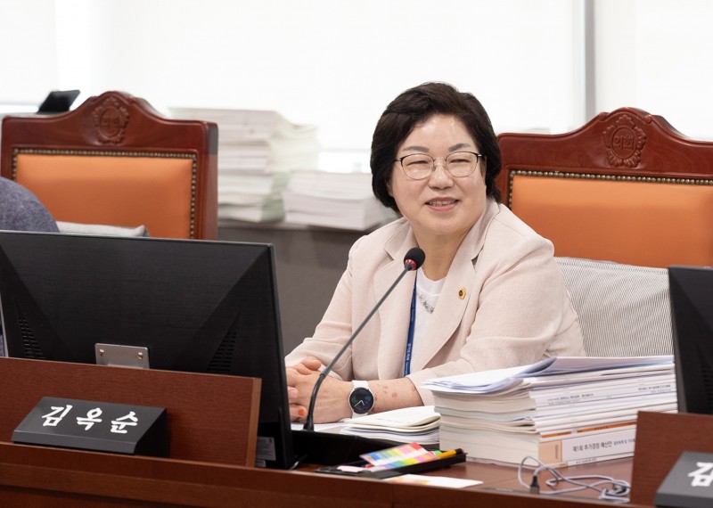 NE_2025_NCHIEH76174.jpeg